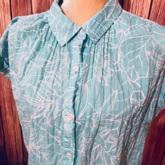 Women’s 0X Blouse ANA Button Down Short Sleeves Floral Crushed Texture Soft - Picture 3 of 11